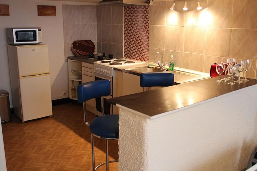 Апартаменты Petit Loft Cosy Каркассон Экстерьер фото